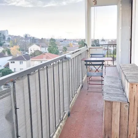 *grand T3*lumineux*vue*parking* * Toulouse